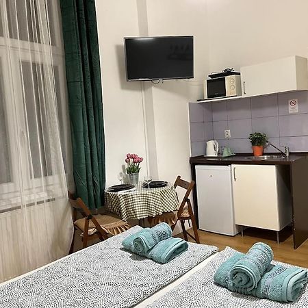 2# Sunflower Cozy Apartment Budapest Esterno foto